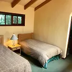 Yan Kee Way Lodge Bungalow