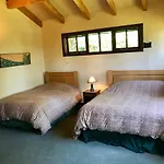 Yan Kee Way Lodge Bungalow